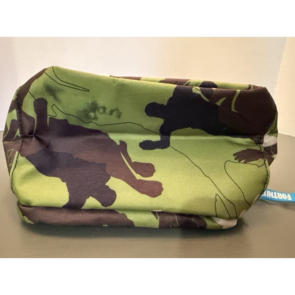 Fortnite Kids Soft Side Insulated‎ Lunch Box 10.5” X 9” - Picture 7 of 7